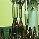 ■瓶詰め　検査をパスした半製品はガラスびん、PETボトル等のポリ容器、缶等にそれぞれ充填されます。またJASでは容器詰めを行なった後、製品の中から決められた検査方法に則り、検査試料を抽出して格付け検査（JAS格付けは第3者機関）が行なわれています。